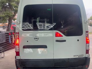 Opel Movano 2015-thumb-23
