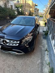 Mercedes-Benz GLA 180 2017 D URBAN 7G-DCT face lift