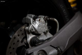 Ducati 749 2005 testastretta-thumb-6
