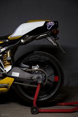 Ducati 749 2005 testastretta-thumb-14