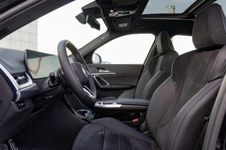 Bmw X1 2025 xDrive25e/Panorama SunRoof-thumb-5