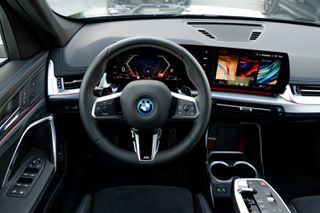 Bmw X1 2025 xDrive25e/Panorama SunRoof-thumb-12