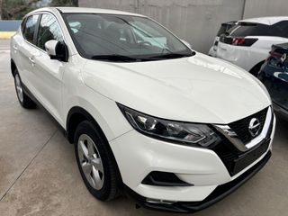 Nissan Qashqai 2019-thumb-4