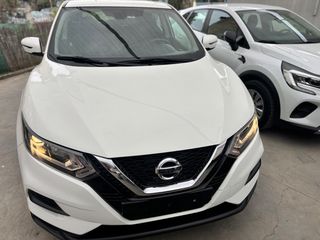 Nissan Qashqai 2019-thumb-10