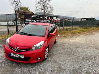 Toyota Yaris 2013-thumb-1