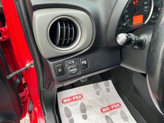 Toyota Yaris 2013-thumb-14