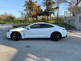 Porsche Taycan 2021 TURBO S-thumb-3