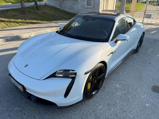Porsche Taycan 2021 TURBO S-thumb-8