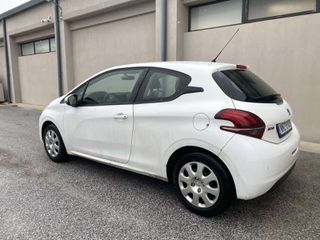 Peugeot 208 2016 1.2 PURETECH-thumb-6