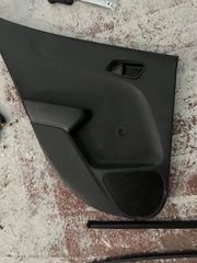 ταπετσαρία πόρτας πίσω αριστερής Kia PICANTO 2017-2025