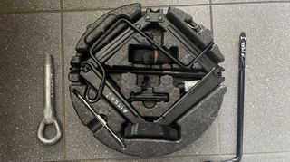 Εργαλεία αλλαγής τροχού με βάση Opel Astra J '10-'16-thumb-1