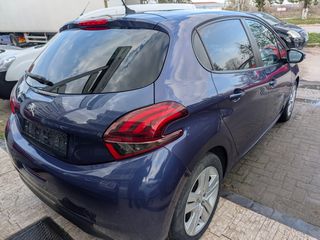 Peugeot 208 2016-thumb-3