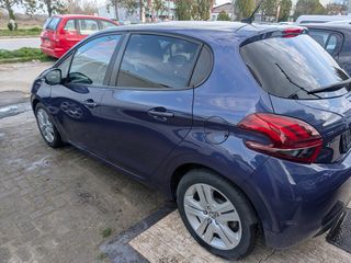 Peugeot 208 2016-thumb-4