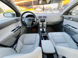 Volvo S40 2008-thumb-15