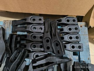 ΝΥΧΙΑ ΚΑΙ ΑΚΡΟΛΕΠΙΔΑ ΓΙΑ JCB 3CX 4CX BourlisAgro Machinery-thumb-7