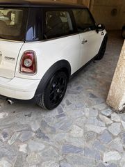 Mini Cooper 2010 R56-thumb-2