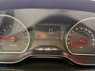 Peugeot 208 2015 Book service !!-thumb-14