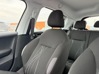 Peugeot 208 2015 Book service !!-thumb-16
