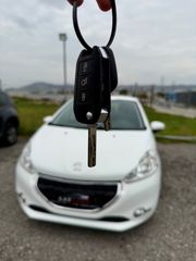 Peugeot 208 2015 Book service !!-thumb-18