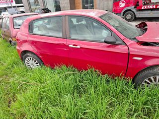 Alfa Romeo Alfa 147 2003-thumb-7