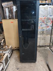 Καμπίνα rack server