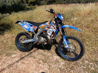 TM EN 250 2T 2009