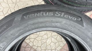 2056517 HANKOOK VENTUR PRIME S1 EVO 3  DOT 2924 (2)-thumb-2