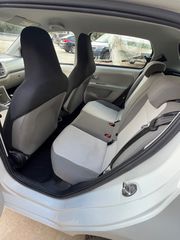 Volkswagen Up 2016 automatic-thumb-10