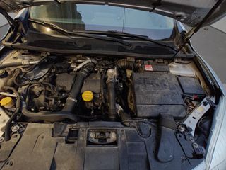 Renault Megane 2012-thumb-19