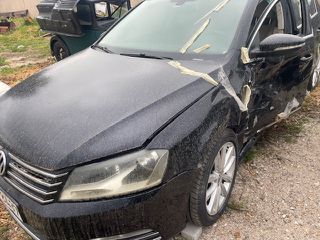 Volkswagen Passat 2014 Volkswagen Passat 2014 1.6 TDI BLUEMOTION DSG (7-GEAR)-thumb-1