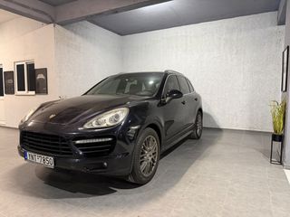 Porsche Cayenne 2010-thumb-2