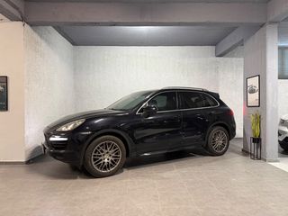 Porsche Cayenne 2010-thumb-6