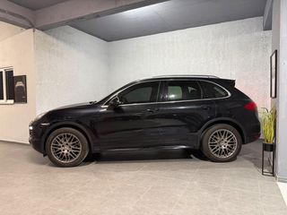 Porsche Cayenne 2010-thumb-7