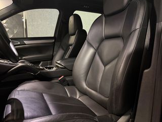 Porsche Cayenne 2010-thumb-30