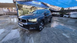 Volvo XC40 2022 momentum-thumb-1