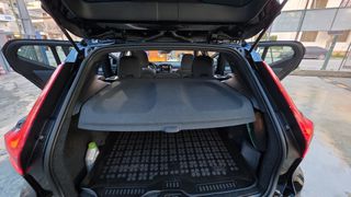 Volvo XC40 2022 momentum-thumb-19