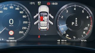 Volvo XC40 2022 momentum-thumb-22