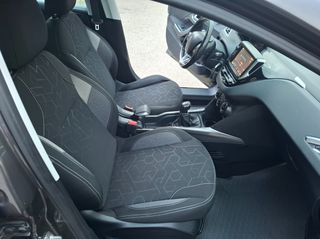 Peugeot 2008 2018-thumb-15
