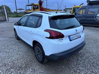 Peugeot 2008 2017-thumb-5