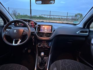 Peugeot 2008 2017-thumb-33
