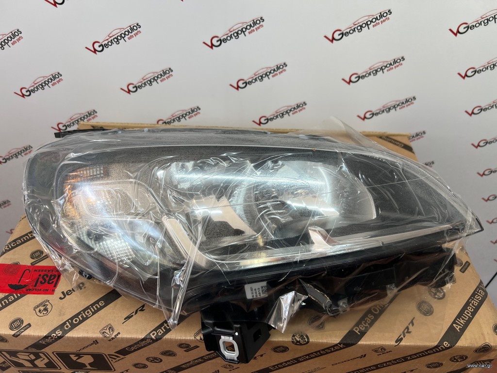 Φανάρι εμπρός δεξιά Fiat Doblo 15-22 52109457