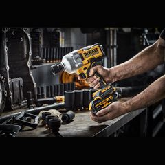 DEWALT Μπουλονόκλειδο Μπαταρίας 18V XR 1/2" Impact SOLO (DCF961N)