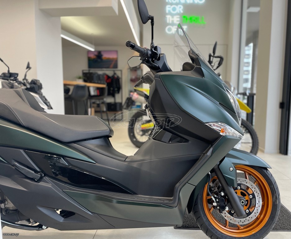 Suzuki Burgman 400 2025