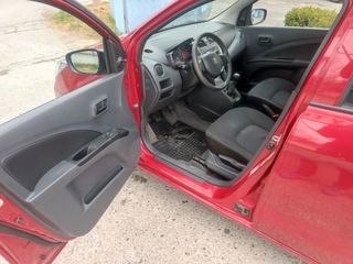 Suzuki Celerio 2016-thumb-12