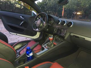 Audi TT 2009-thumb-3