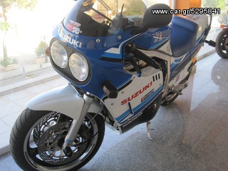 Suzuki GSX-R 750 1985-thumb-3