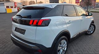 Peugeot 3008 2019 ACTIVE PLUS NAVI-KLIMA-KAMERA360-thumb-3