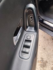 Mercedes-Benz A 250 2020-thumb-12