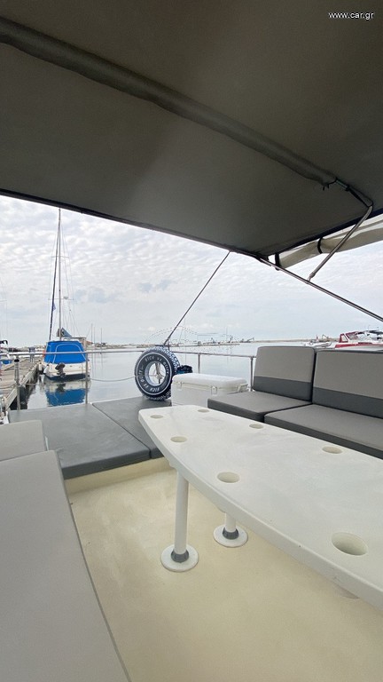 Catamaran 2021