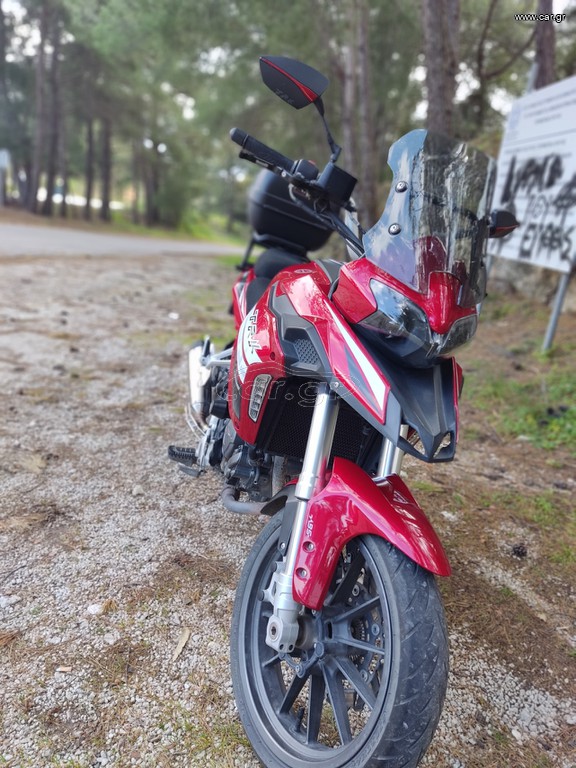 Benelli TRK 251 2022